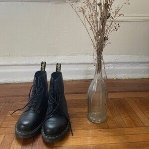 Dr. Martens 1460 Smooth Leather Boots | US 7M | 8W
